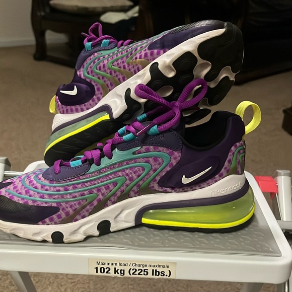 Nike Shoes - Nike react